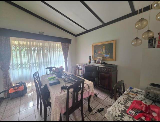 4 BEDROOM HOUSE FOR SALE IN FREEWAY PARK